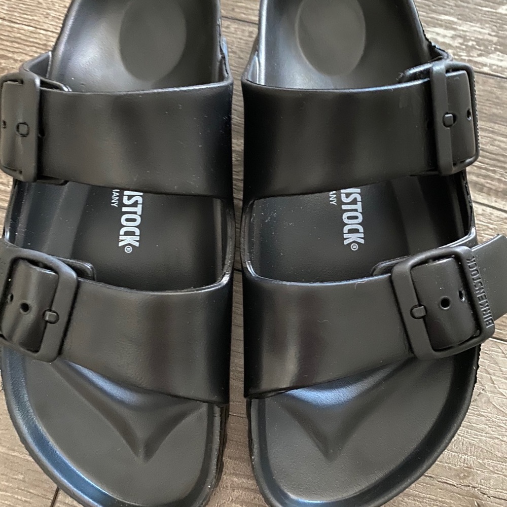 Birkenstock’s NWOT